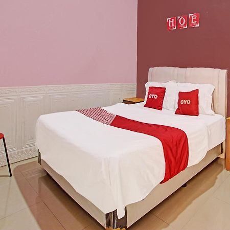 Oyo 91490 Hotel Rumah Kita Cirebon Eksteriør bilde