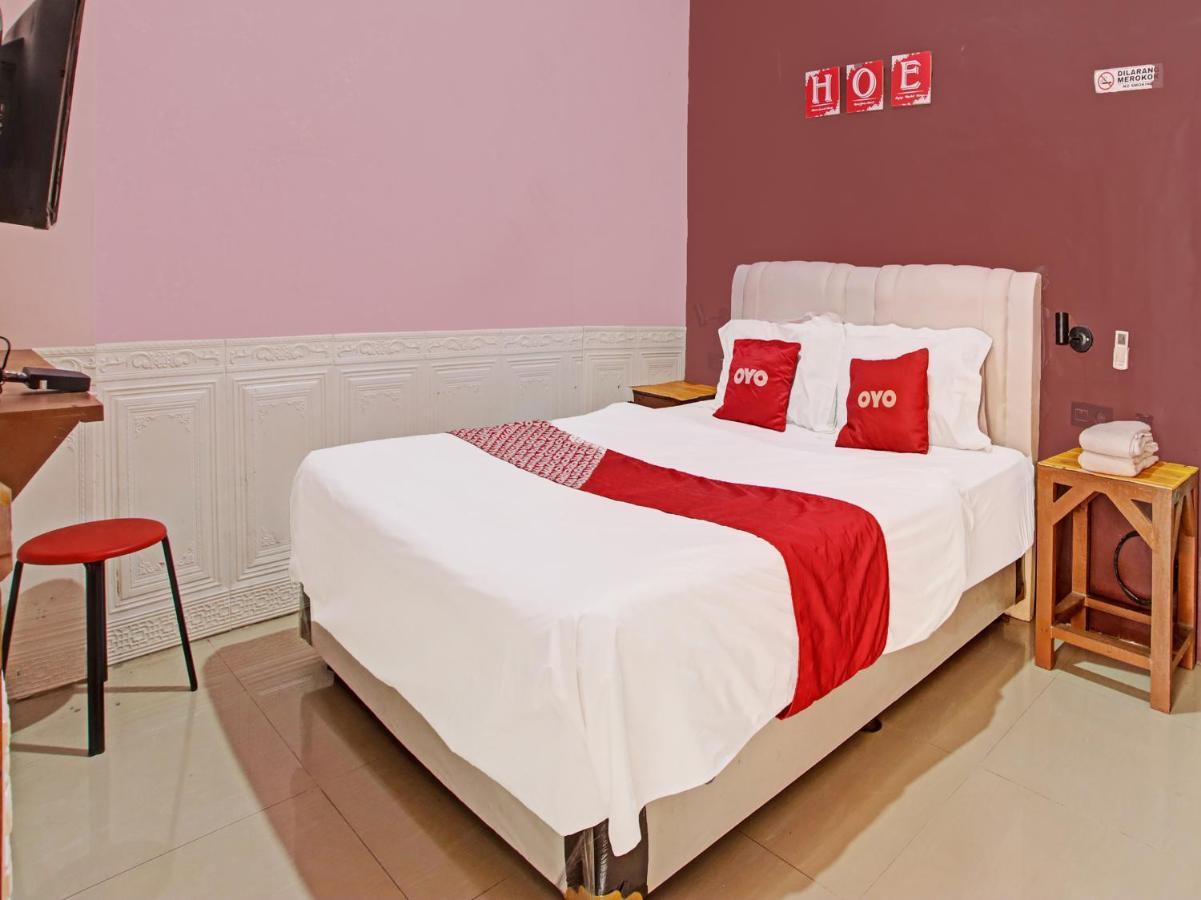 Oyo 91490 Hotel Rumah Kita Cirebon Eksteriør bilde
