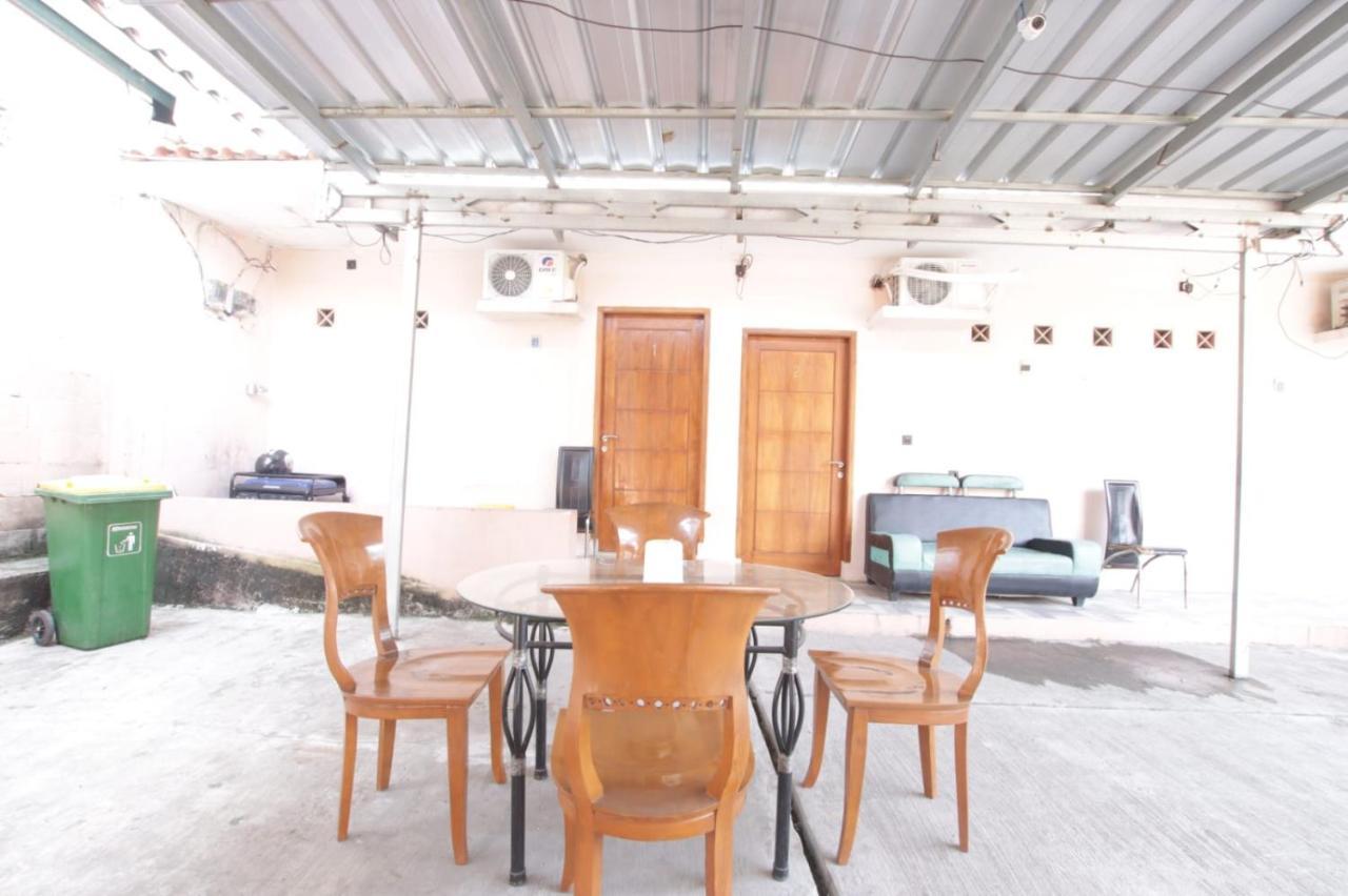 Oyo 91490 Hotel Rumah Kita Cirebon Eksteriør bilde